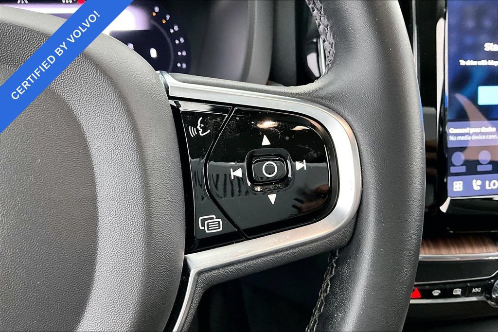 Certified 2024 Volvo XC60 B5 Plus w/ Protection Package Premier AWD/4WD image 27