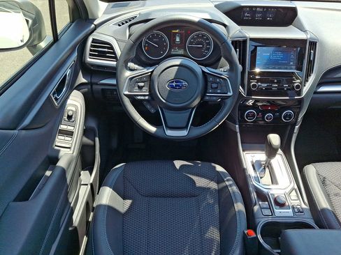Used 2023 Subaru Forester Premium AWD/4WD image 11