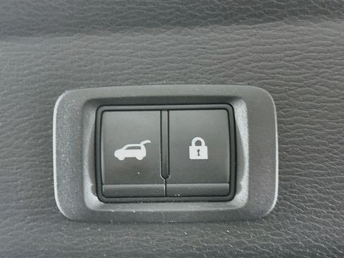 Used 2024 Mitsubishi Outlander SE FWD image 31