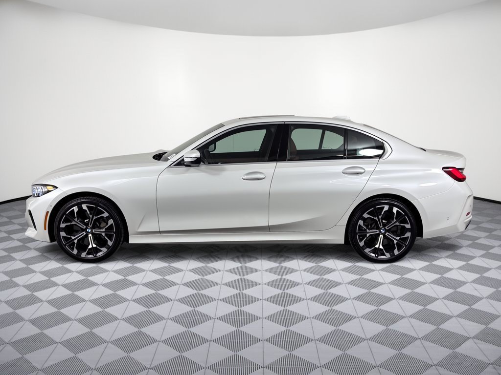 Used 2026 BMW 330i Sedan RWD image 2
