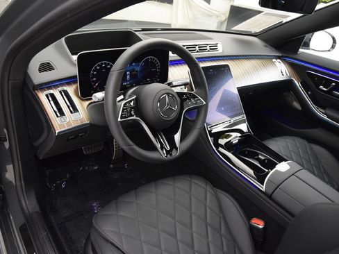 Used 2026 Mercedes-Benz S 580e 4MATIC Sedan image 20