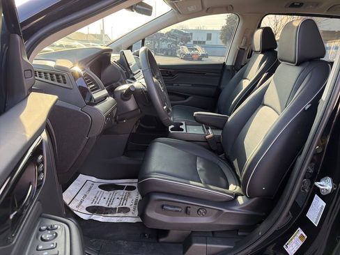Certified 2026 Honda Odyssey Elite image 18
