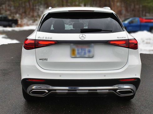Used 2023 Mercedes-Benz GLC 300 GLC 300 image 7