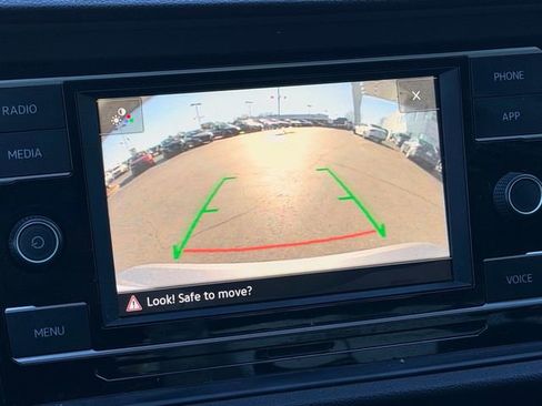 Used 2021 Volkswagen Jetta GLI image 25