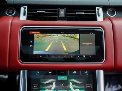 Used 2020 Land Rover Range Rover Sport HST image 31