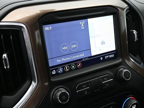 Used 2019 Chevrolet Silverado 1500 High Country w/ Technology Package image 32