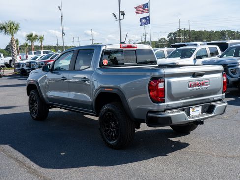 New 2026 GMC Canyon Elevation RWD image 5