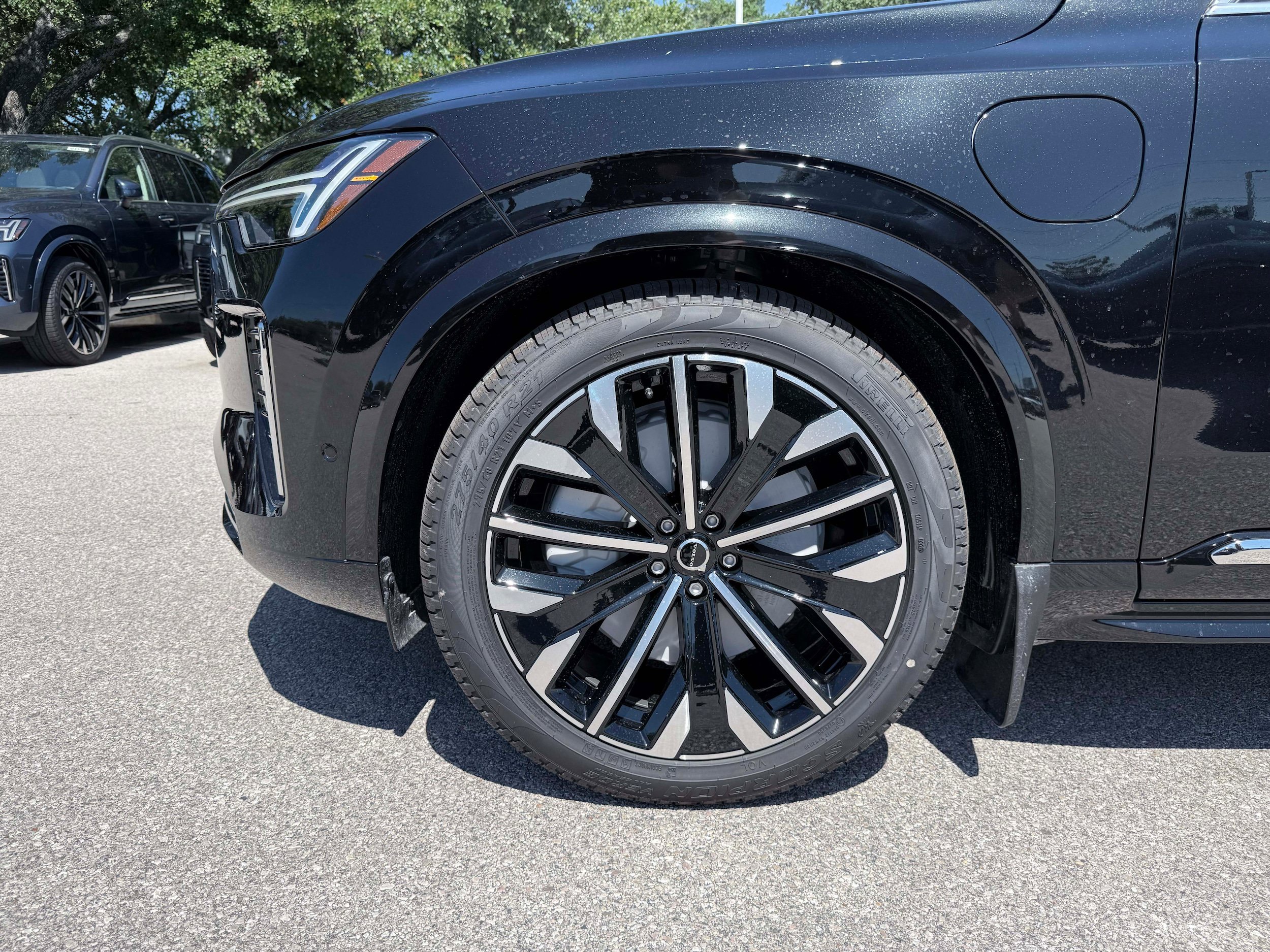 New 2026 Volvo XC90 T8 Plus AWD/4WD image 10