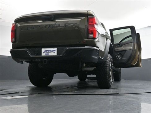 Used 2025 Chevrolet Colorado ZR2 w/ Technology Package image 36