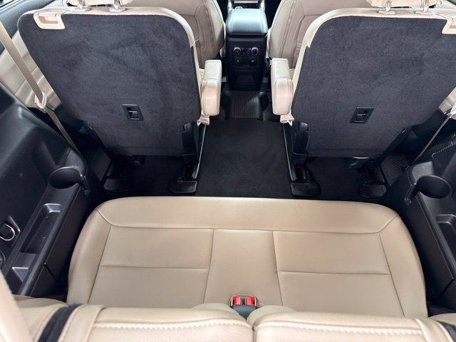 Used 2022 Ford Explorer Limited w/ Equipment Group 301A AWD/4WD image 45