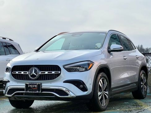 Used 2026 Mercedes-Benz GLA 250 4MATIC image 4
