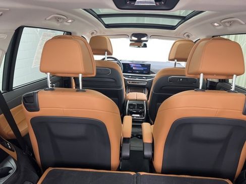 Used 2024 BMW X7 xDrive40i image 10