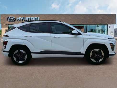 New 2025 Hyundai Kona SEL image 32