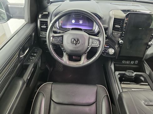 Used 2025 RAM 1500 Limited AWD/4WD image 17