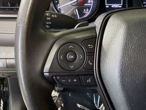 Used 2023 Toyota Camry SE FWD image 14