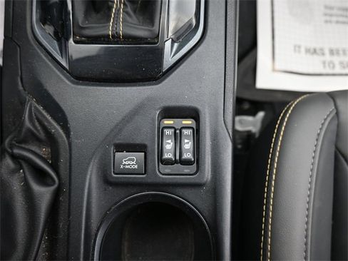 Used 2022 Subaru Crosstrek 2.5i Sport w/ Moonroof Package image 15