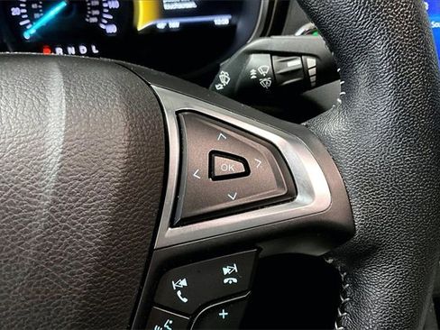 Used 2020 Ford Fusion SE w/ Equipment Group 151A image 11