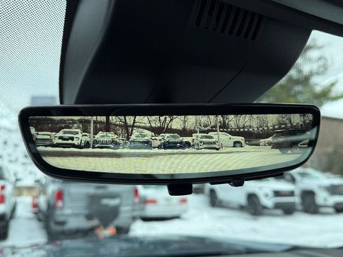 New 2026 GMC Yukon XL Elevation w/ Elevation Premium Package image 39