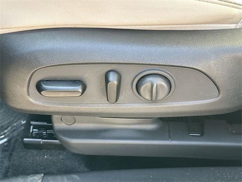 Used 2021 Buick Encore GX Select w/ Sport Touring Package image 31