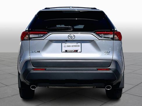 Used 2024 Toyota RAV4 XLE image 5