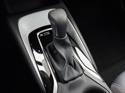 Certified 2026 Toyota Corolla SE image 14