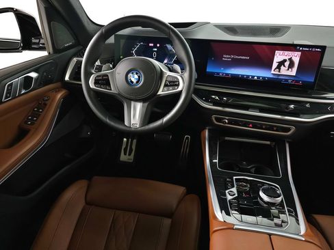 Used 2024 BMW X5 xDrive50e w/ Executive Package AWD/4WD image 19