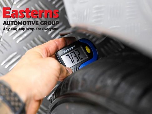 Used 2024 Nissan Altima 2.5 SR image 25