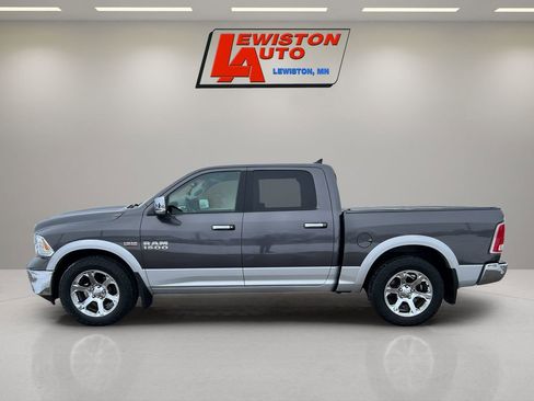 Used 2017 RAM 1500 Laramie w/ Convenience Group image 10