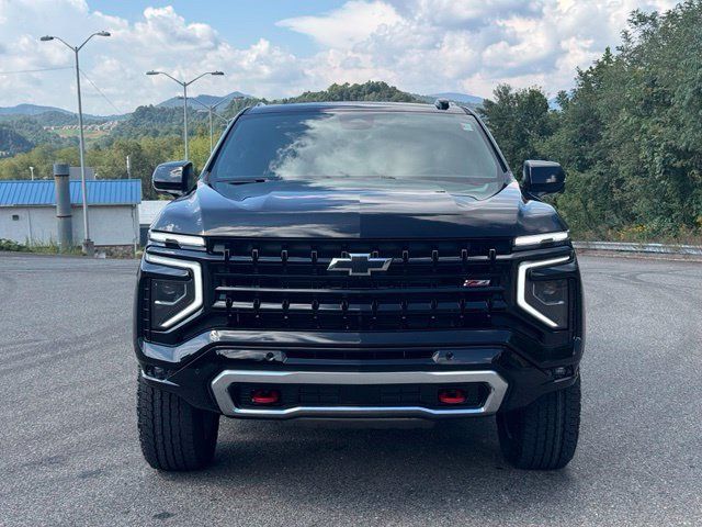 New 2026 Chevrolet Tahoe Z71 w/ Comfort Package AWD/4WD image 2