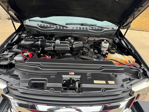 Used 2017 Ford F250 XLT w/ XLT Premium Package image 28