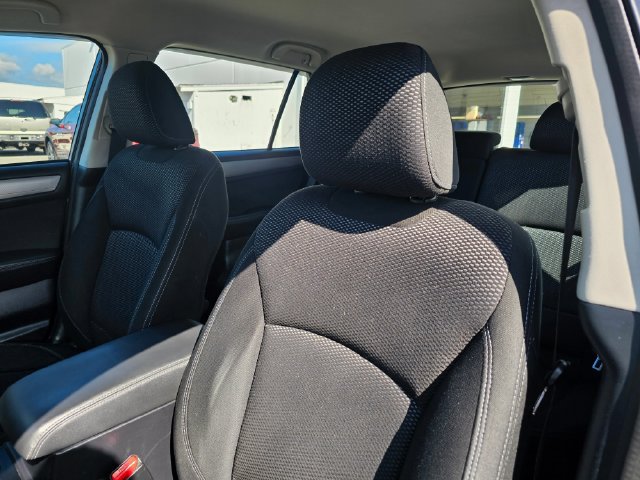 Used 2019 Subaru Outback 2.5i AWD/4WD image 21