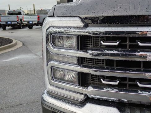 New 2026 Ford F250 Lariat w/ Tremor Off-Road Package AWD/4WD image 10