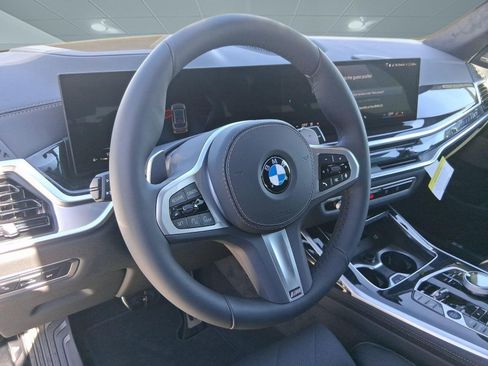 Used 2026 BMW X7 xDrive40i w/ Executive Package AWD/4WD image 4