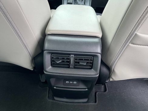 Used 2024 Honda CR-V EX-L image 17
