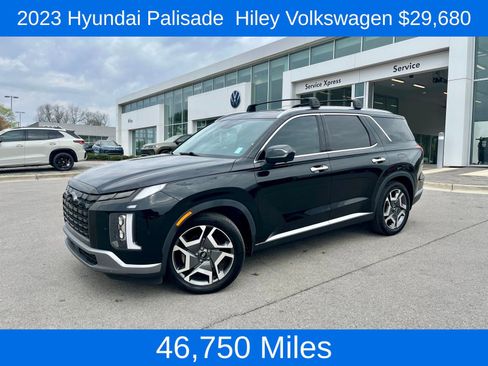 Used 2023 Hyundai Palisade SEL w/ Premium Package FWD image 1