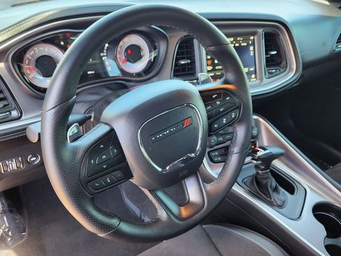 Used 2022 Dodge Challenger R/T Scat Pack w/ Shaker Package RWD image 3