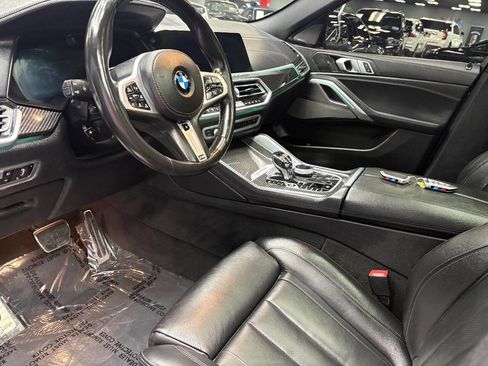 Used 2020 BMW X6 M50i image 43