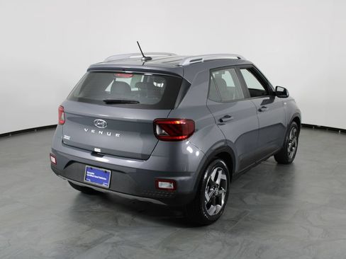 Certified 2026 Hyundai Venue SEL FWD image 16