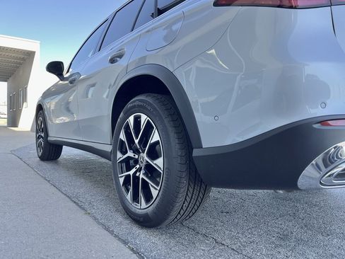 Certified 2025 Mercedes-Benz GLC 350e 4MATIC image 11