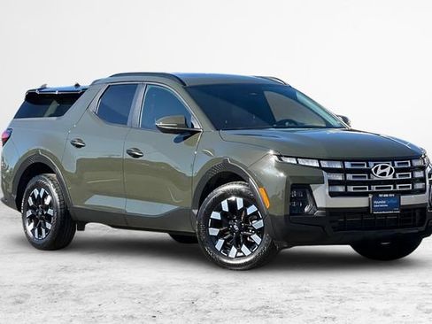 Certified 2025 Hyundai Santa Cruz SEL FWD image 1