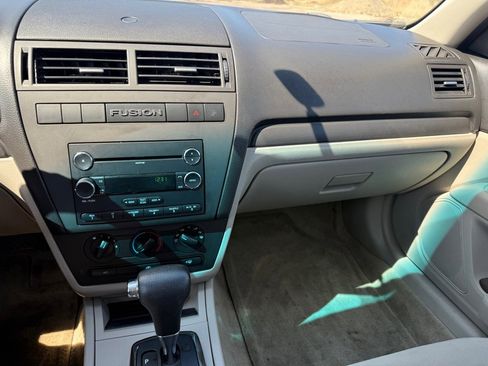 Used 2008 Ford Fusion S image 12
