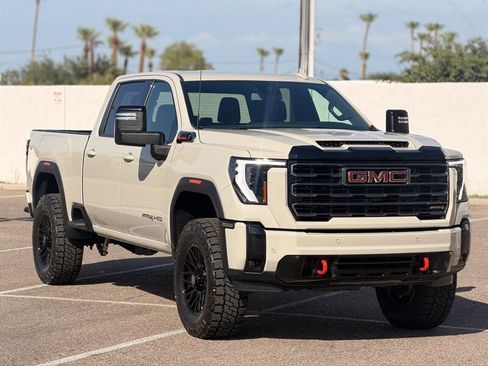 Used 2026 GMC Sierra 2500 AT4 AWD/4WD image 1