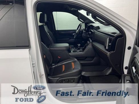 Used 2023 GMC Sierra 1500 AT4 w/ Technology Package image 38