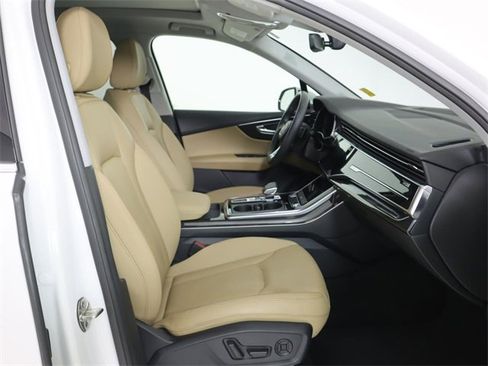 Used 2020 Audi Q7 2.0T Premium Plus w/ Premium Plus Package image 13