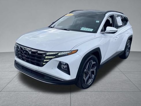 Used 2022 Hyundai Tucson Limited w/ Cargo Package FWD image 2