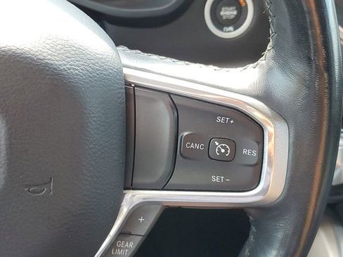 Used 2019 RAM 1500 Laramie AWD/4WD image 23
