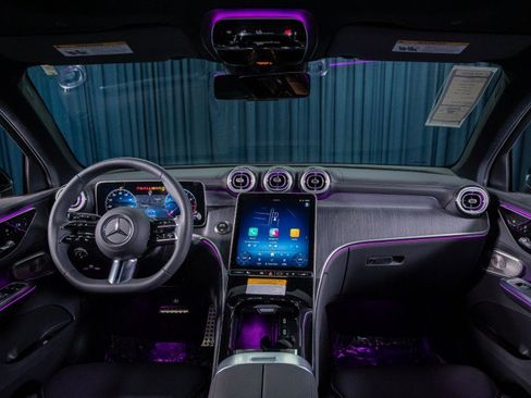 New 2025 Mercedes-Benz GLC 300 image 13