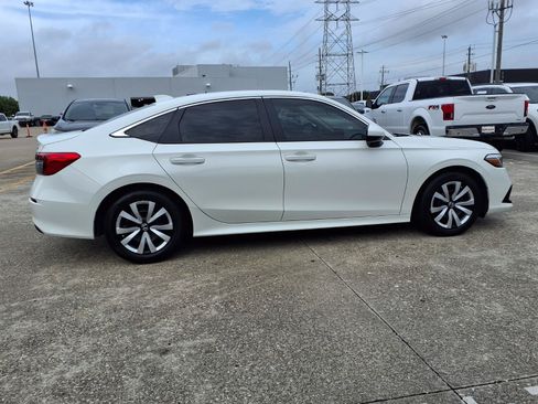 Used 2024 Honda Civic LX image 25