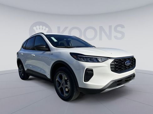 New 2026 Ford Escape ST-Line w/ Tech Pack #1 image 10