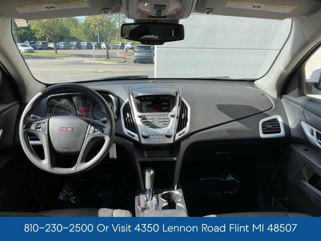 Used 2016 GMC Terrain SLE FWD image 2